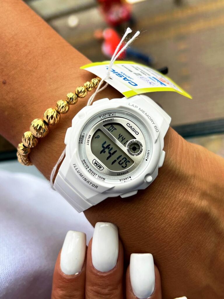 Reloj Casio Dama (LWS-1200H-7A1VDF)