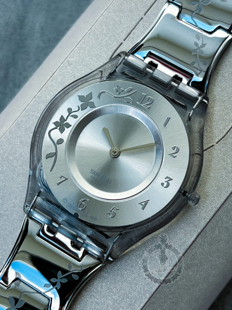 Reloj Swatch (SS08K100G) Skin Climber Flowery Again
