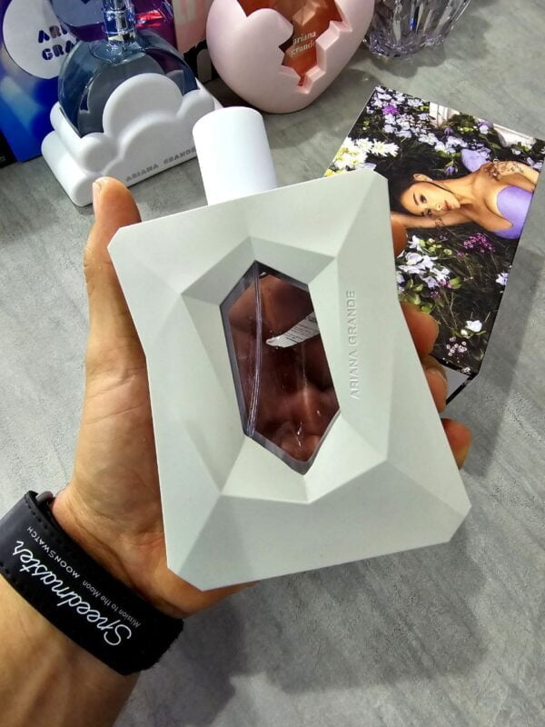 Perfume de lujo Ariana Grande God is a Woman 100ml