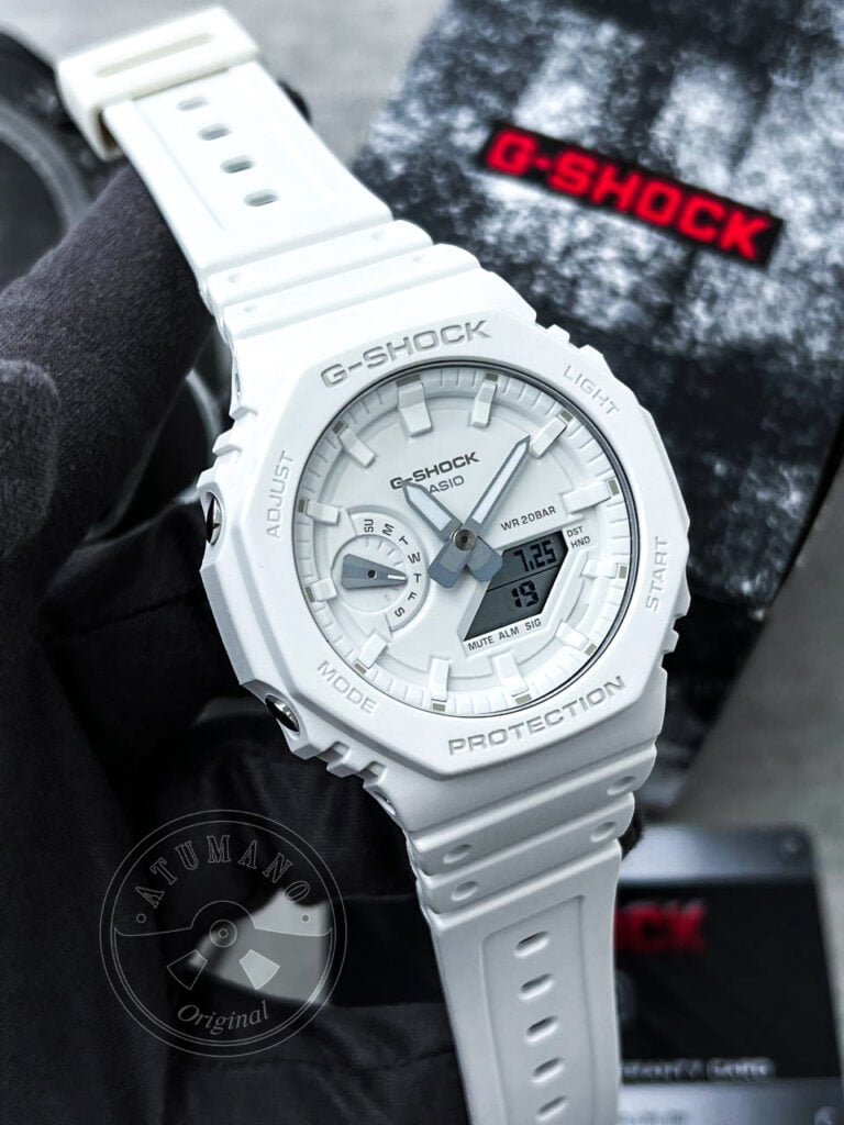 Reloj G-Shock (GA-2100-7A7DR)
