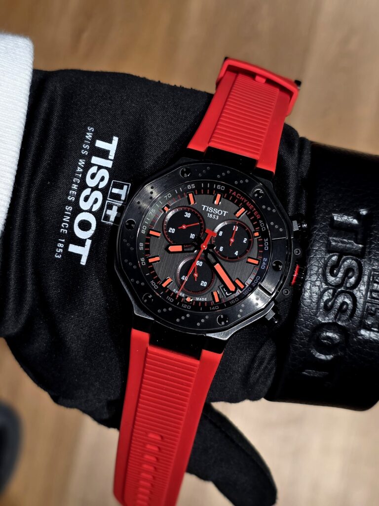 Reloj Tissot T-Race Cronógrafo 2024 (T141.417.37.061.01) NUEVO!