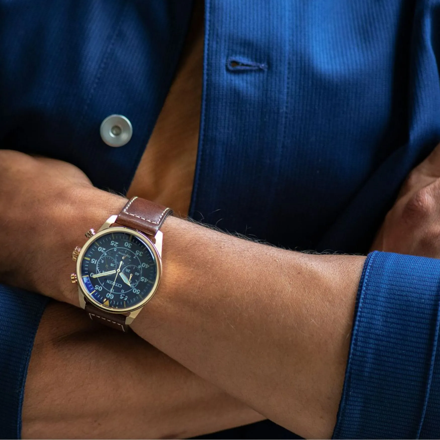 CITIZEN ECO DRIVE (CA4213-18L) WEEKENDER 1 CITIZEN ECO DRIVE (CA4213-18L) WEEKENDER