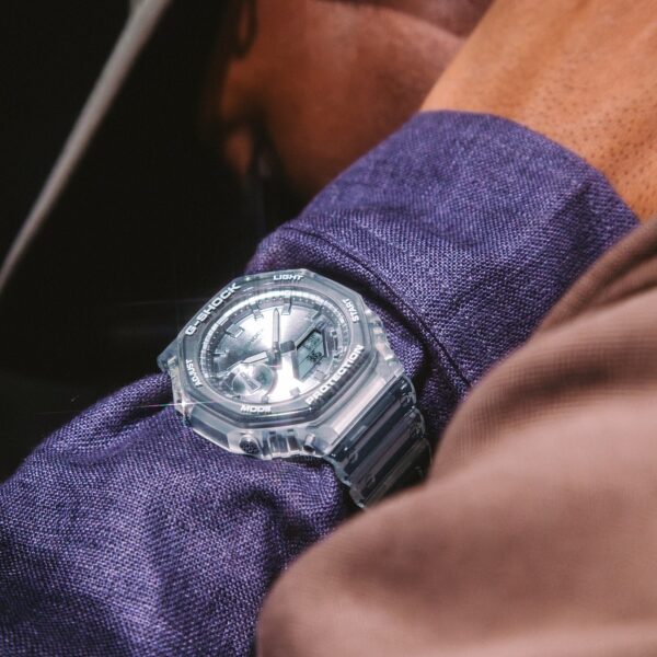 Reloj G-Shock Analógico Digital (GA2100BM-7A8DR) - Imagen 2