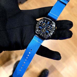 Reloj Swatch (YVS101) MOMENTS IN BLUE