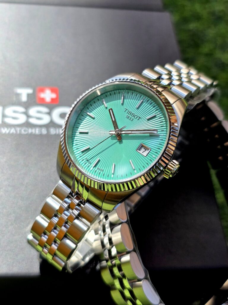 Reloj Tissot Ballade  (T156.210.11.091.00) 34mm