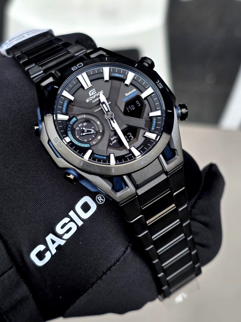 Reloj Casio Edifice (ECB-2300DC-1ADF)
