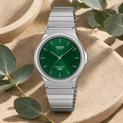 casio-mq-24da-3adf-sobre-cer-mica-y-eucalipto